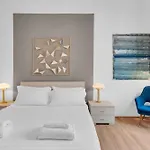 Alzaia Naviglio Grande 40 Apartman Milánó