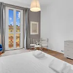 Alzaia Naviglio Grande 40 Apartman Milánó